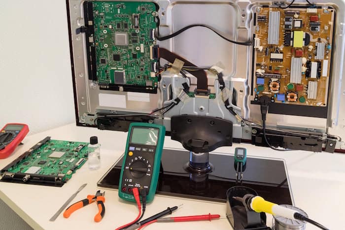 آموزش تعمیرات تلویزیون| راهنمای گامبهگام عیبیابی Step-by-step TV repair tutorial