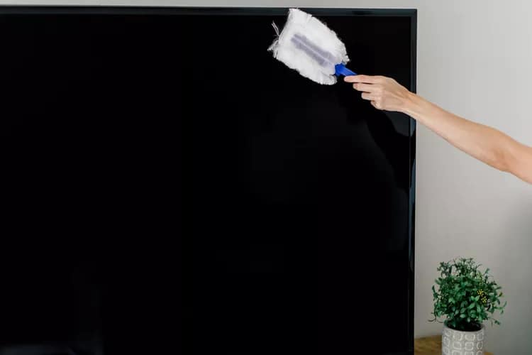 آموزش تمیز کردن تلویزیون | بهترین روش تمیز کردن تلویزیون Step-by-step instructions for cleaning your TV