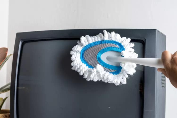 آموزش تمیز کردن تلویزیون | بهترین روش تمیز کردن تلویزیون Step-by-step instructions for cleaning your TV