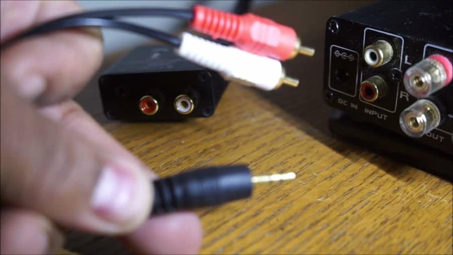 نحوه اتصال تلویزیون به دستگاههای دیگر: لپتاپ، گوشی و کنسول بازی How to connect your TV to other devices