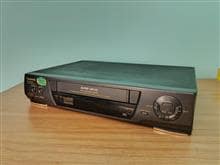تعمیر ویدئو کاست vhs قدیمی | تعمیرات دستگاه های ویدئو تیپ پخش کننده ویدئو کاست vhs ویدئویی6